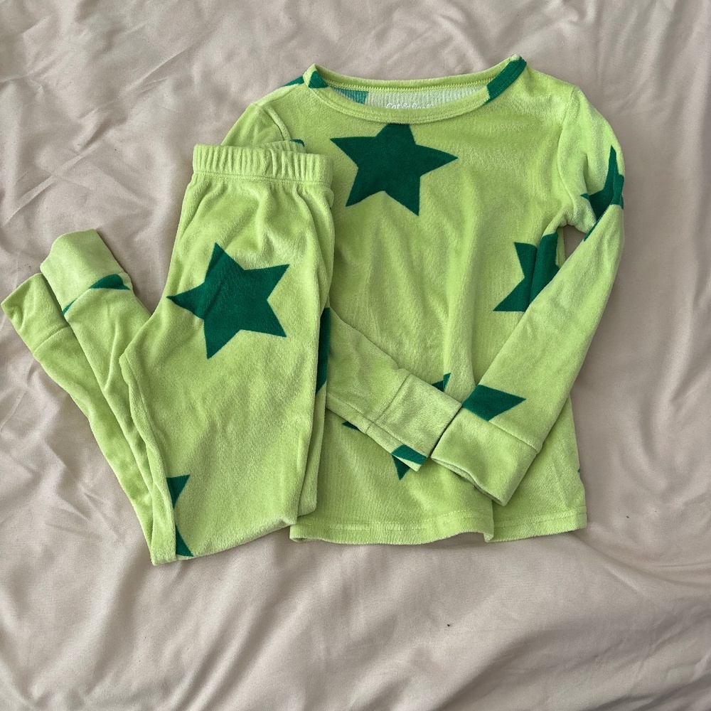 Cat & Jack Green Star Velour Pajama Set Size 5T
